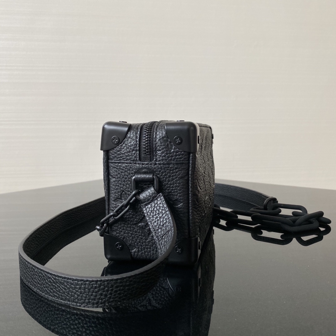 Louis Vuitton Mini Soft Trunk M80033-18.5 x13x8CM
