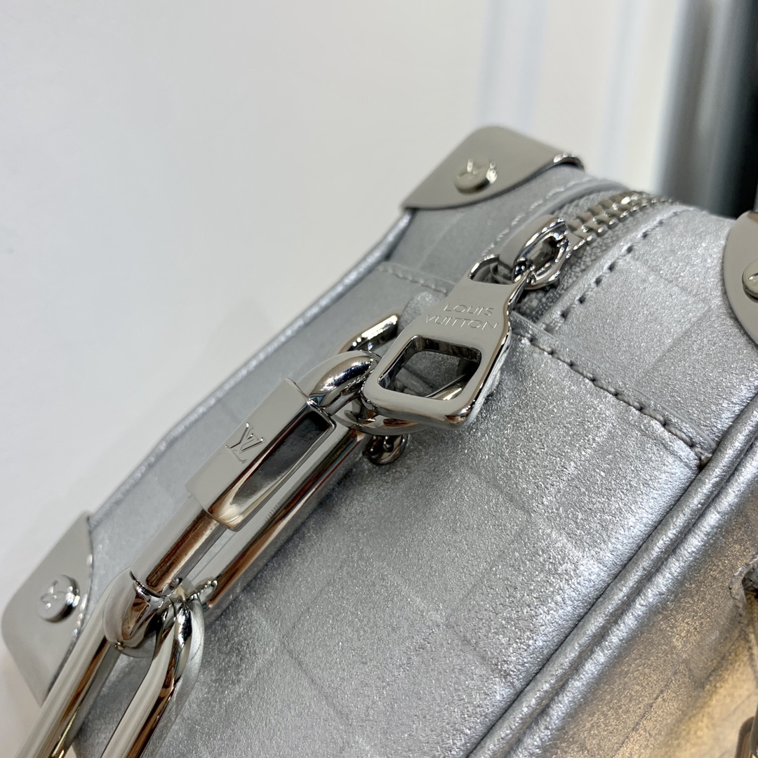 Louis Vuitton Mini Soft Trunk-M59726 -18*13*8M Louis Vuitton Mini Soft Trunk-M59726 -18*13*8M