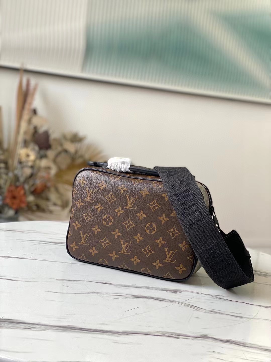 Louis Vuitton S Lock Bag-M45806-22*18*8CM Louis Vuitton S Lock Bag-M45806-22*18*8CM