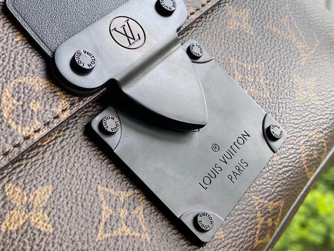 Louis Vuitton S Lock Bag-M45806-22*18*8CM Louis Vuitton S Lock Bag-M45806-22*18*8CM