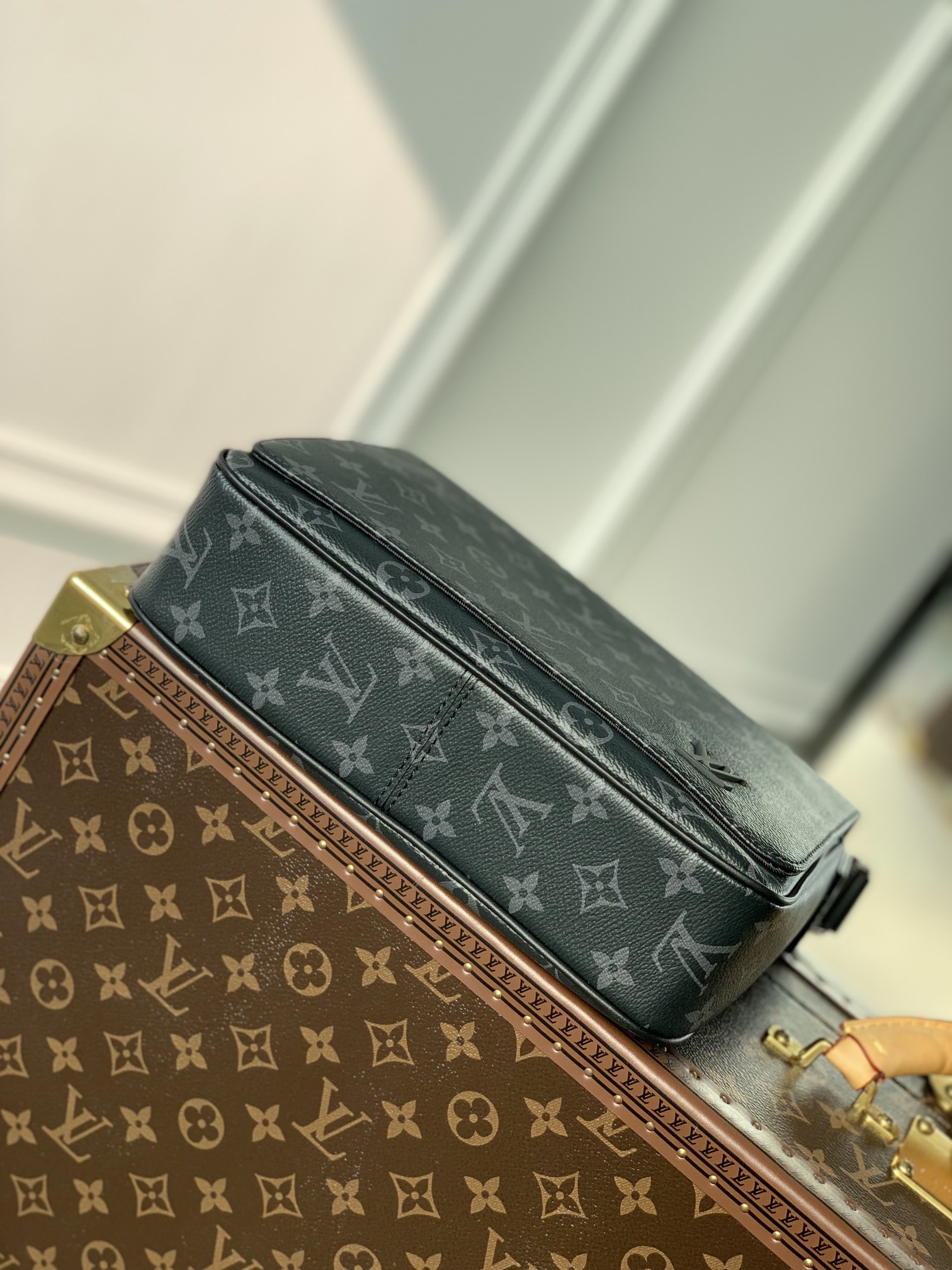 Louis Vuitton District Messenger Bag-M46255-26*20*7CM