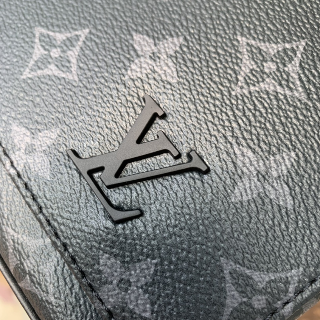 Louis Vuitton District Messenger Bag-M46255-26*20*7CM