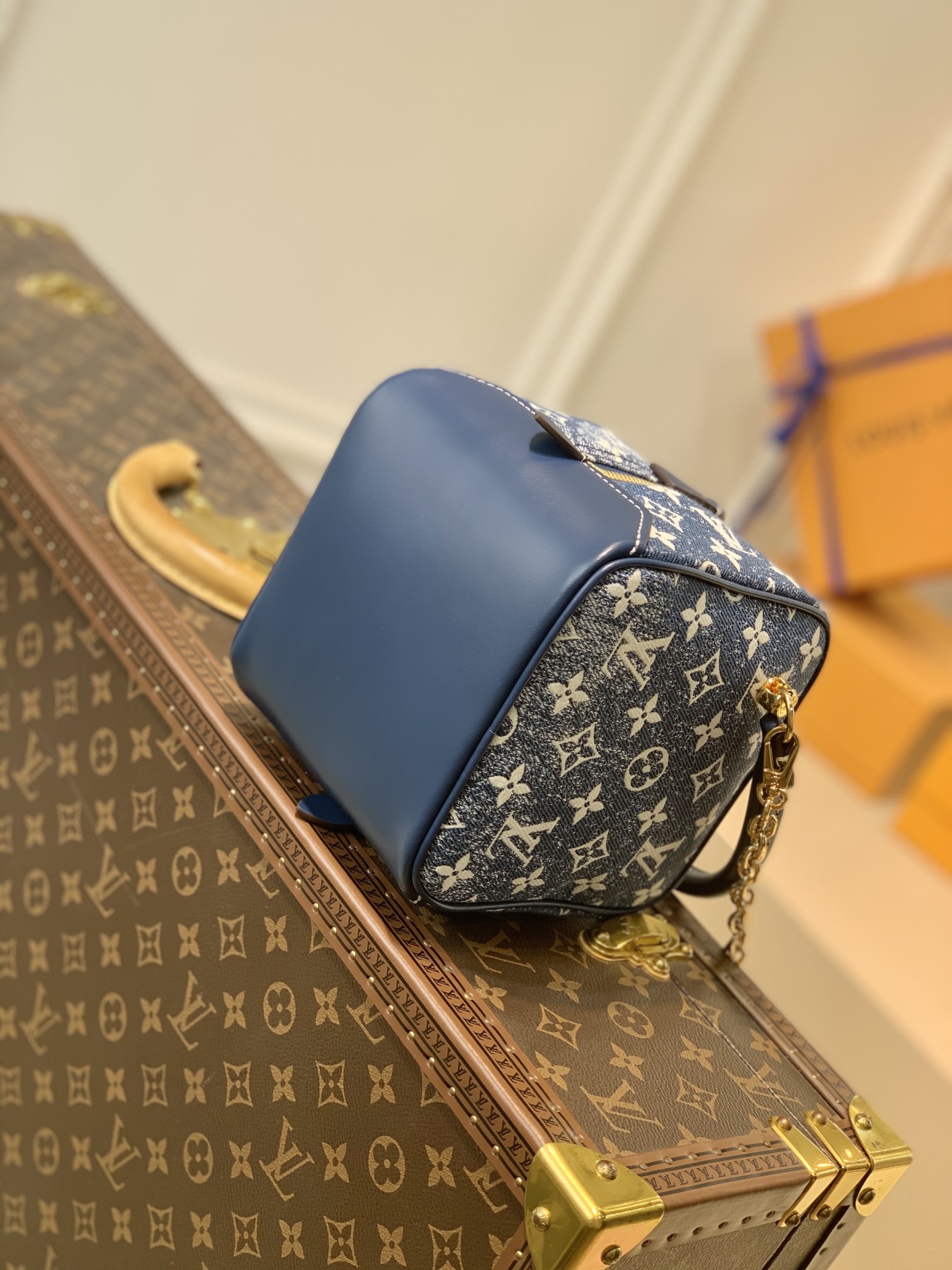 Louis Vuitton Square Handbags- M59611-16*16*16CM