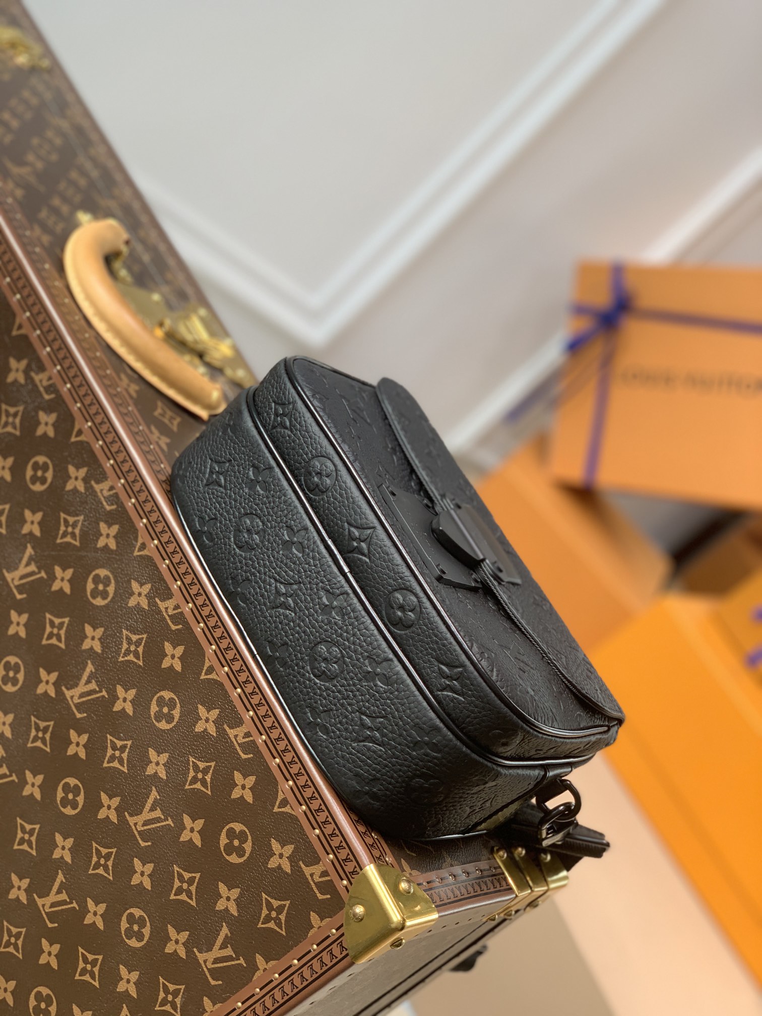 Louis Vuitton S Lock Bag-M45806-22*18*8CM Louis Vuitton S Lock Bag-M45806-22*18*8CM