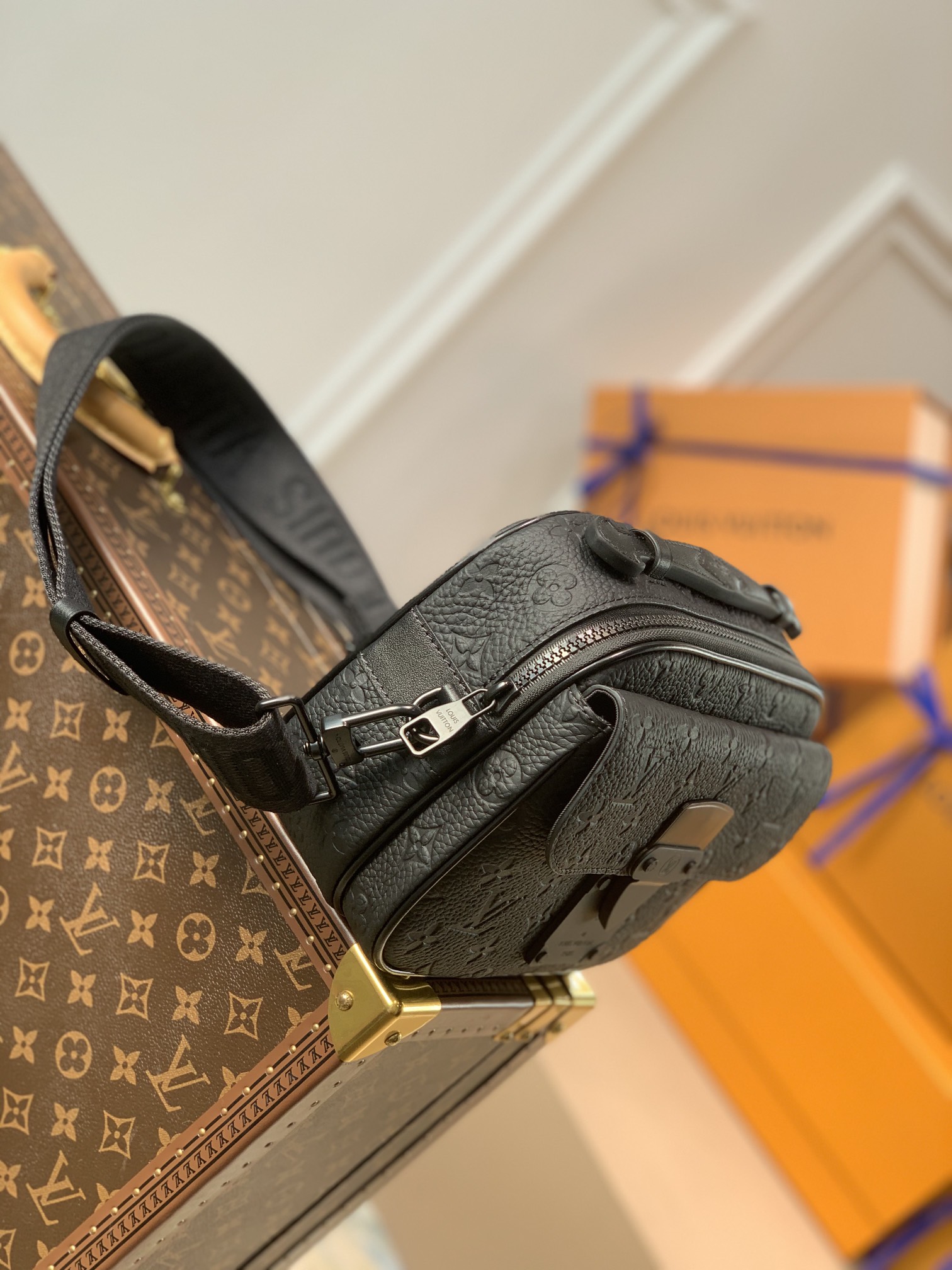 Louis Vuitton S Lock Bag-M45806-22*18*8CM Louis Vuitton S Lock Bag-M45806-22*18*8CM