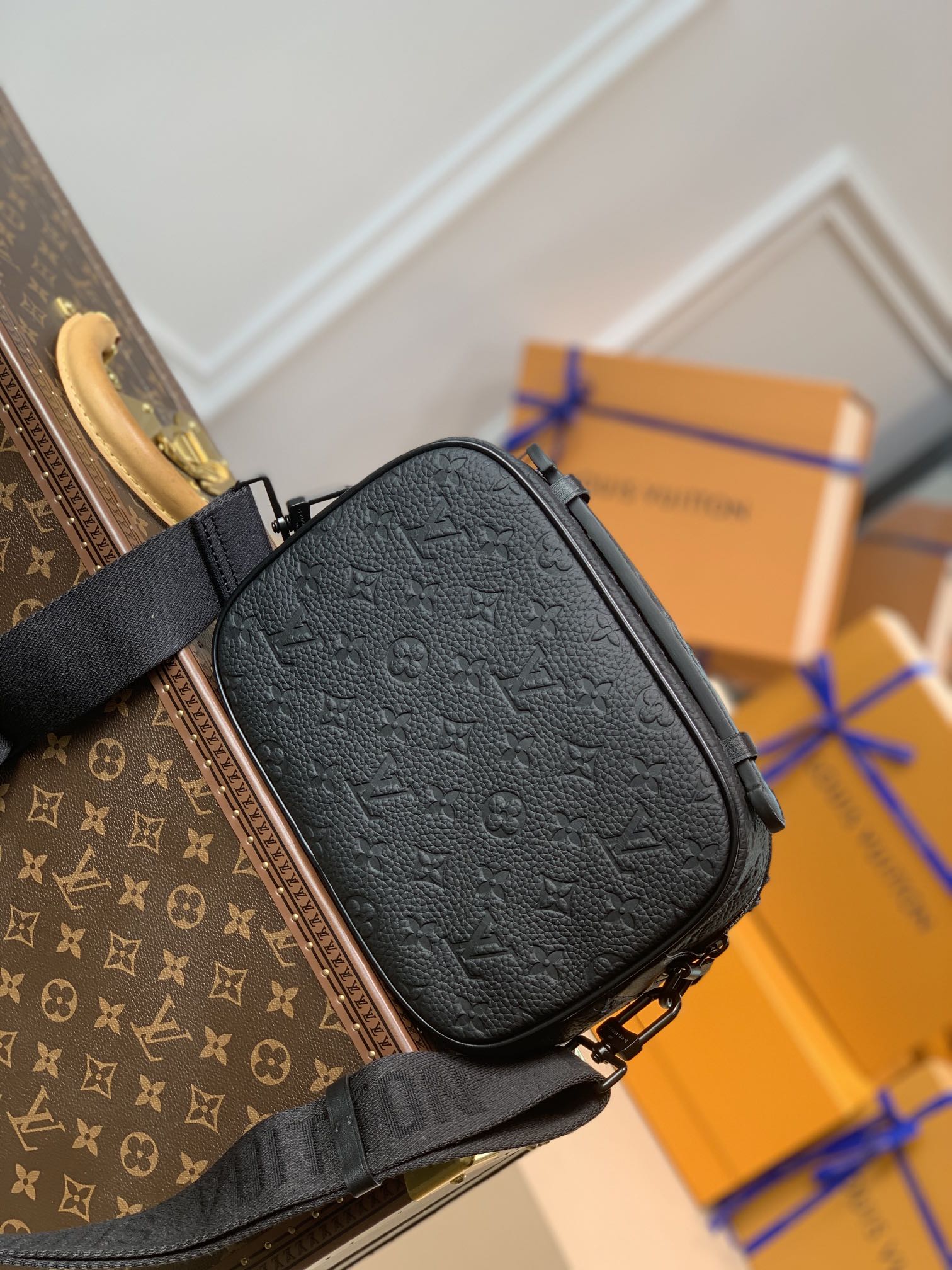Louis Vuitton S Lock Bag-M45806-22*18*8CM Louis Vuitton S Lock Bag-M45806-22*18*8CM