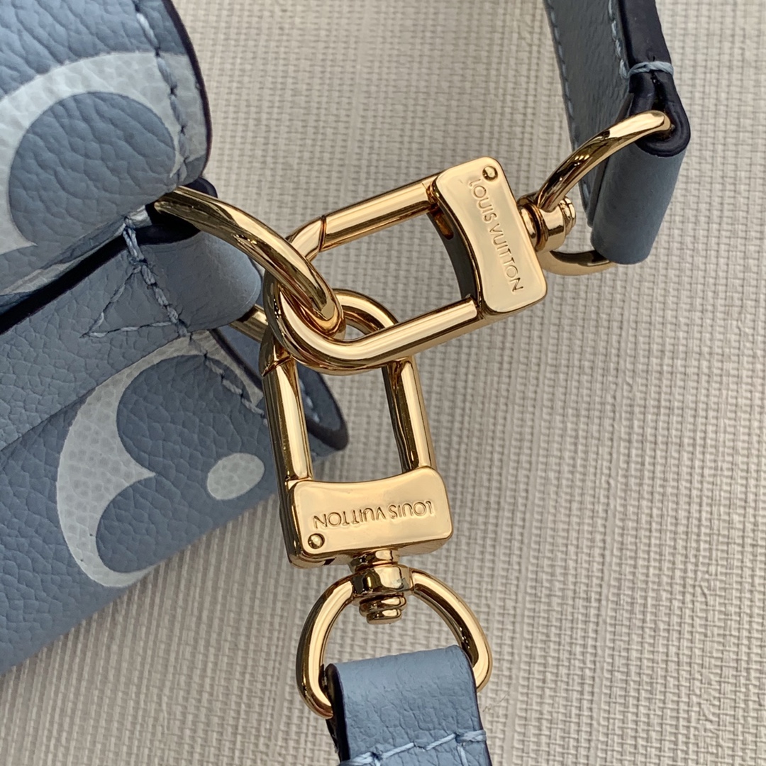 Louis Vuitton M45709 NeoNoe BB Handbag-20*20*13CM