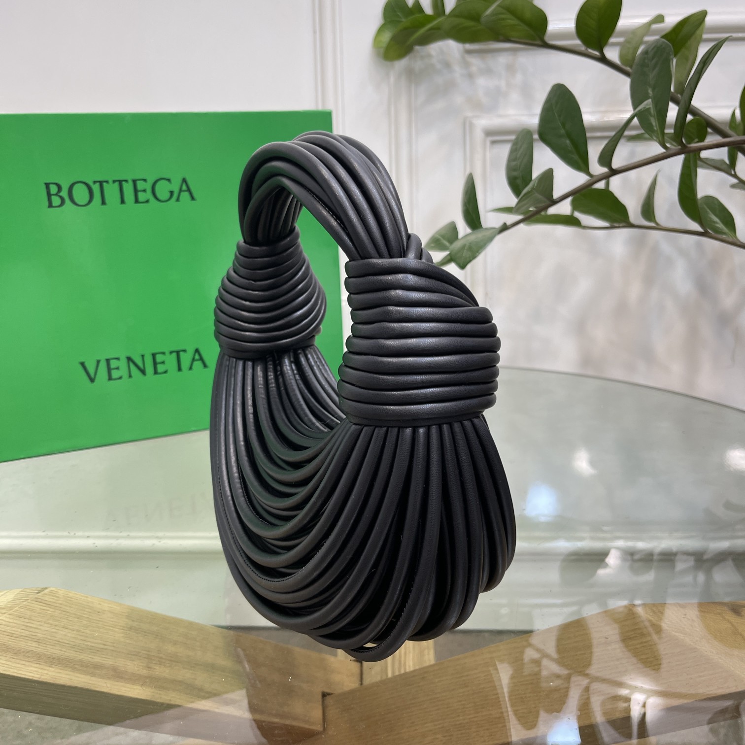 Bottega Jodie-22×6.5×15.5CM