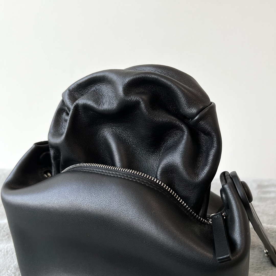 Bottega Veneta The Row Bag-18*13*14CM