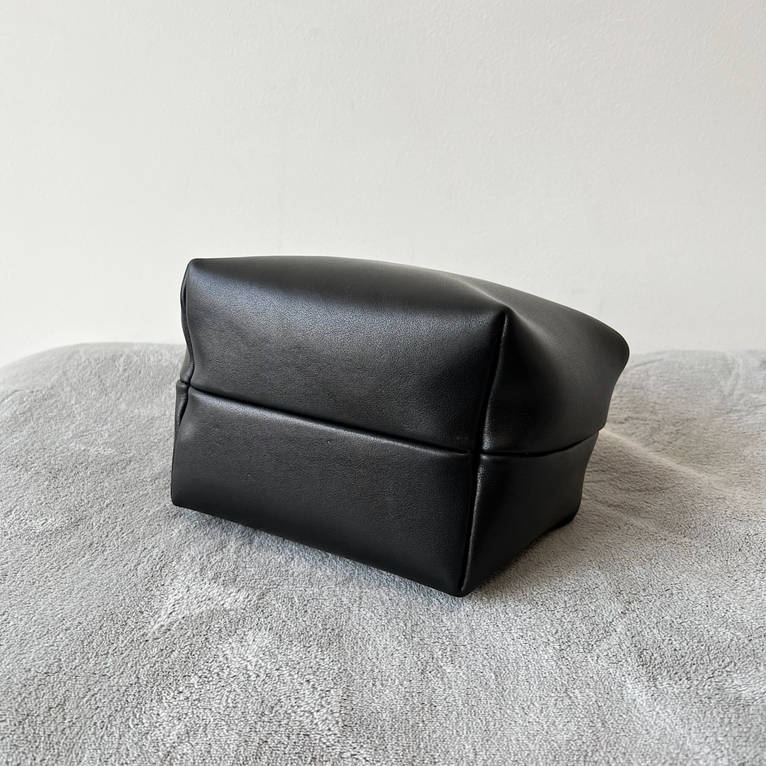 Bottega Veneta The Row Bag-18*13*14CM