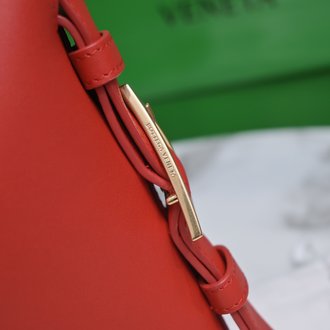 Bottega VenetaCradle Tote-30x23x16CM