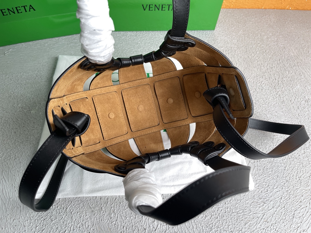 Bottega VenetaTote-25*15*10CM