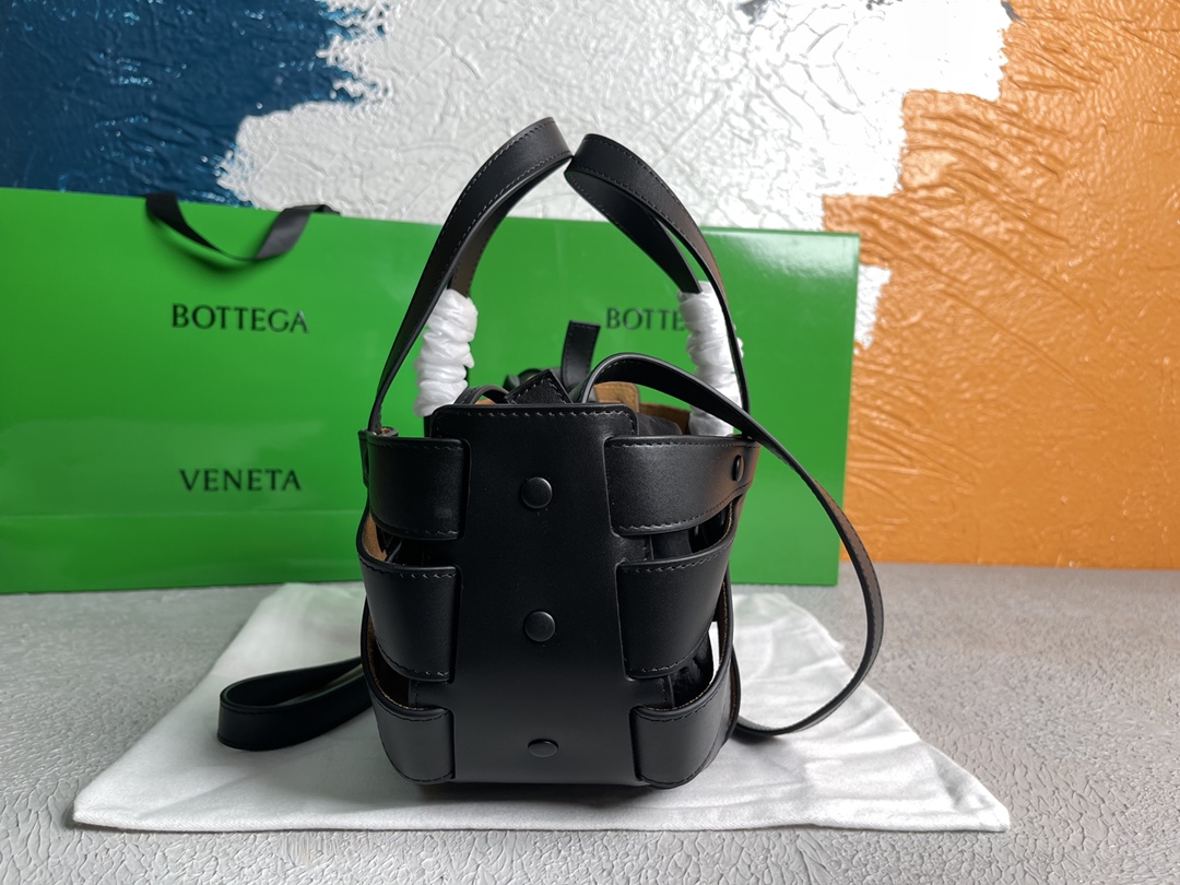 Bottega VenetaTote-25*15*10CM