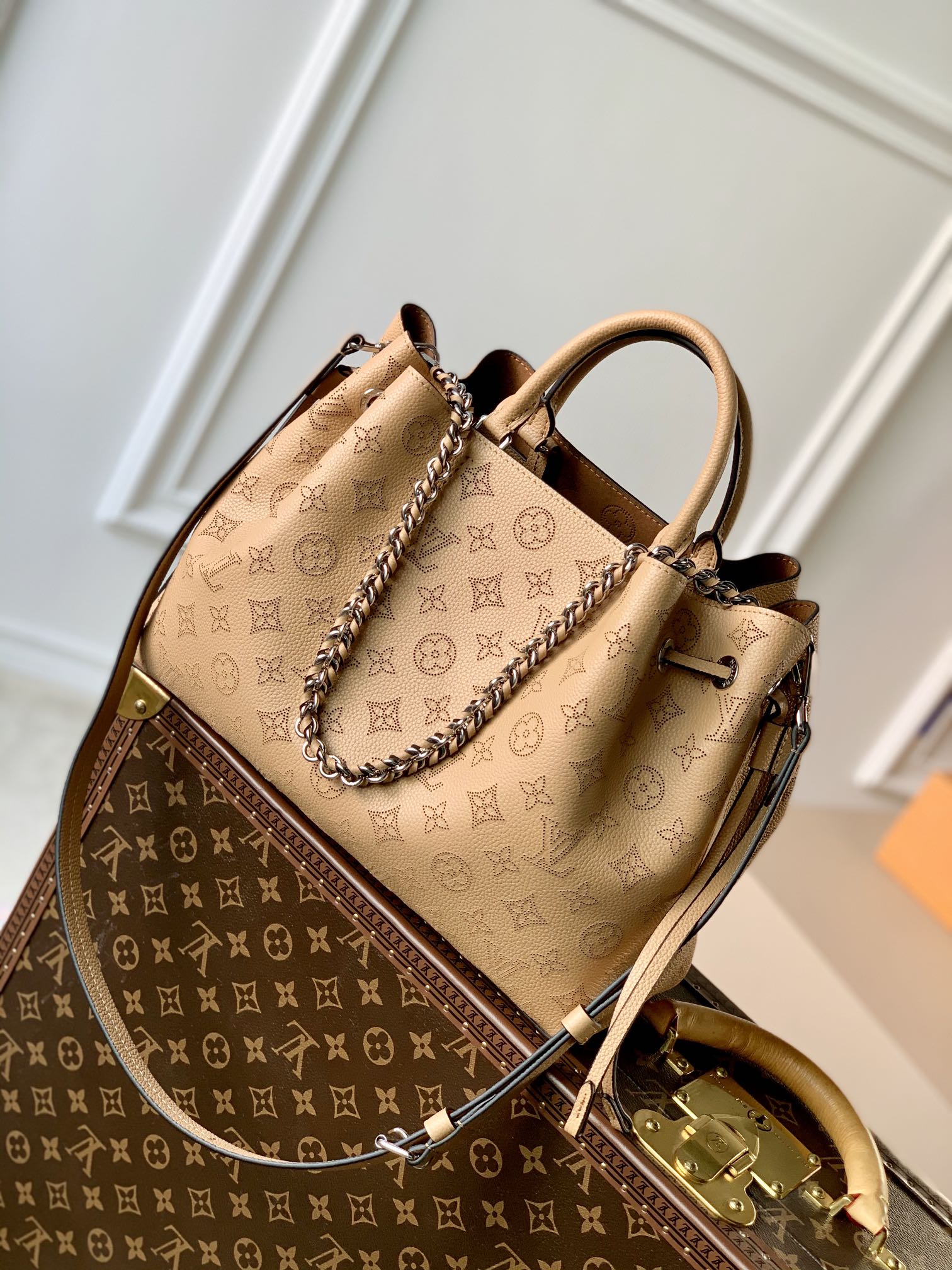 Louis Vuitton Bella Tote Bag-32*23*13CM