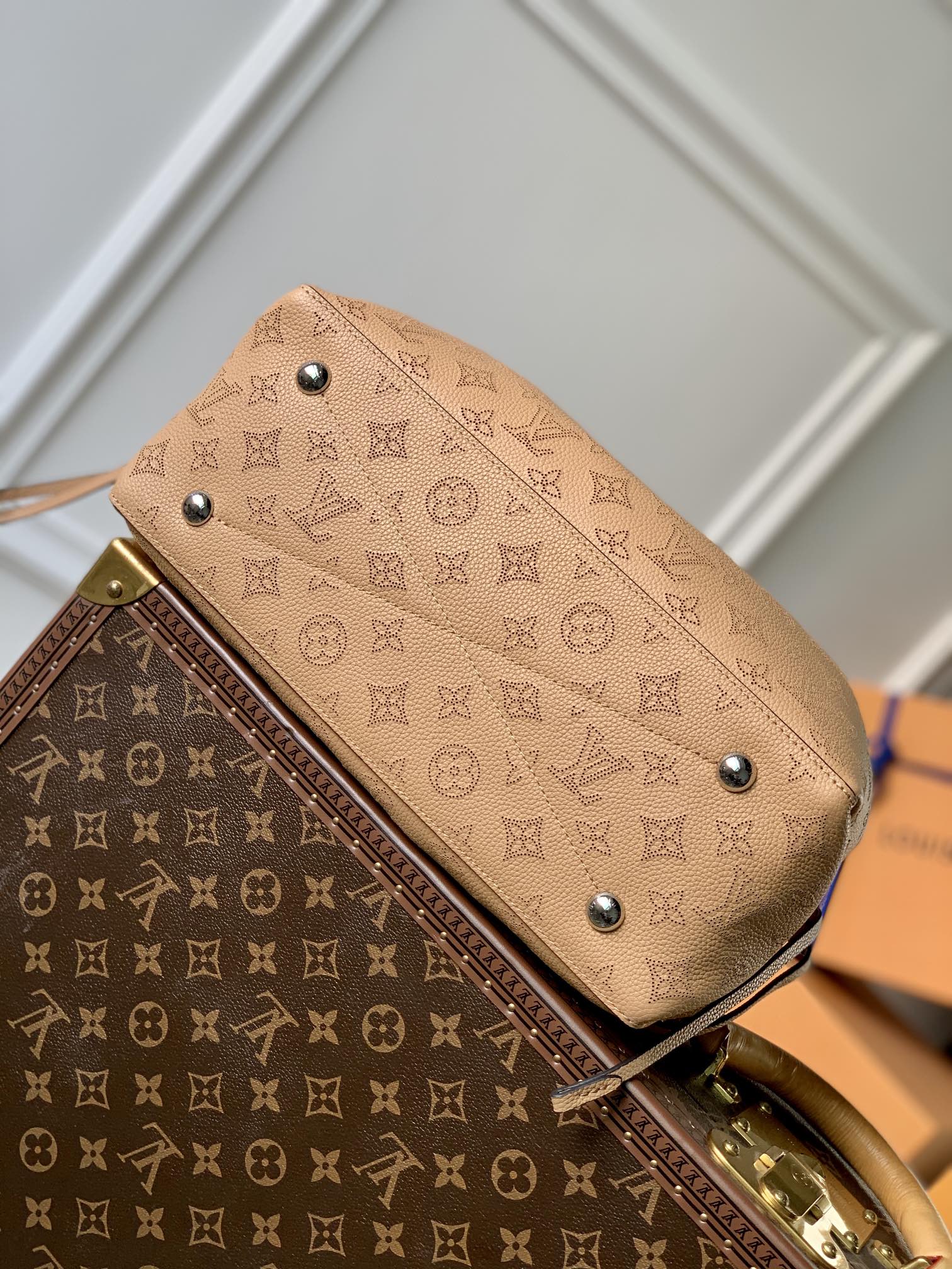 Louis Vuitton Bella Tote Bag-32*23*13CM