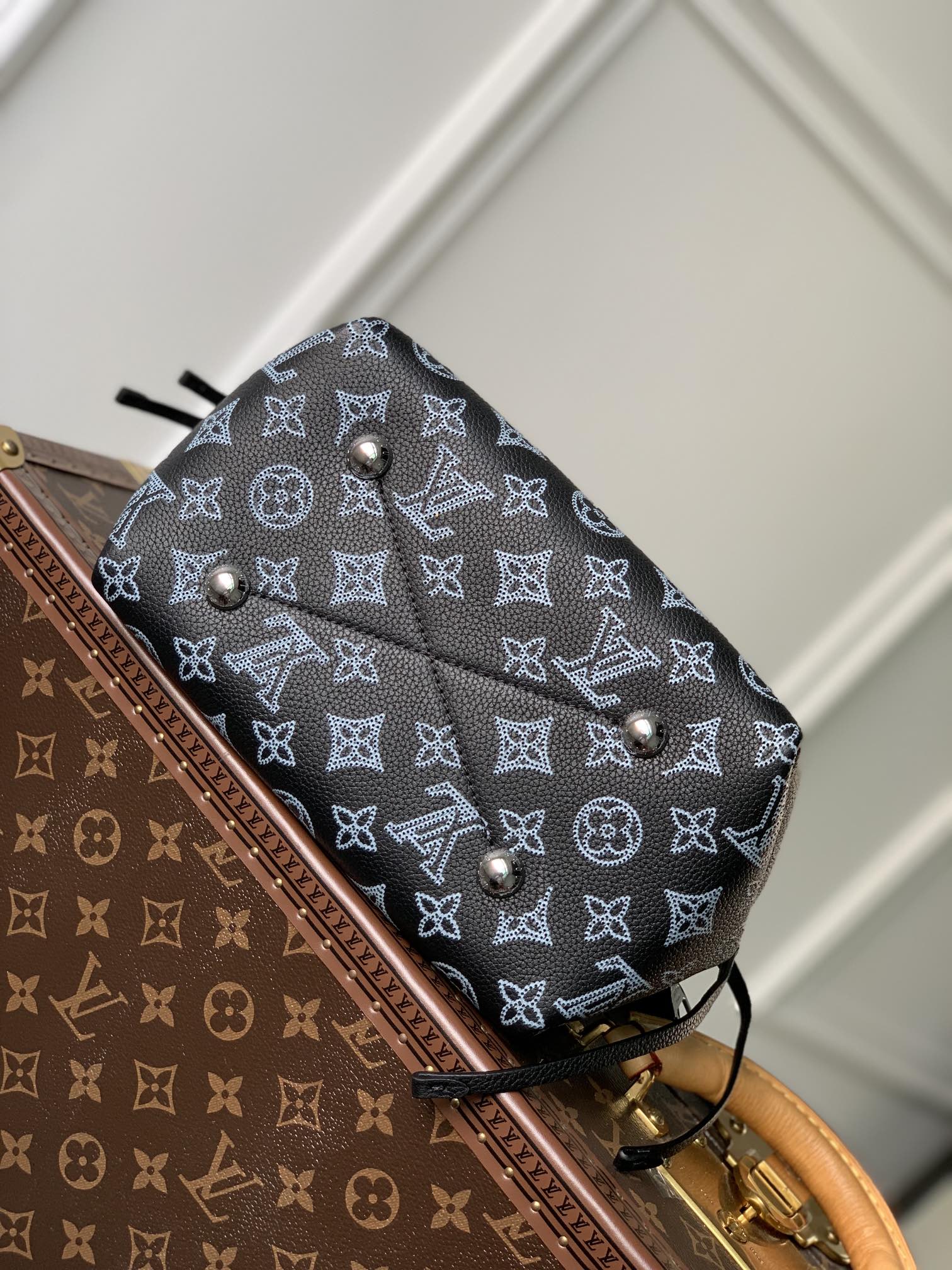 Louis Vuitton Bella Tote Bag-32*23*13CM