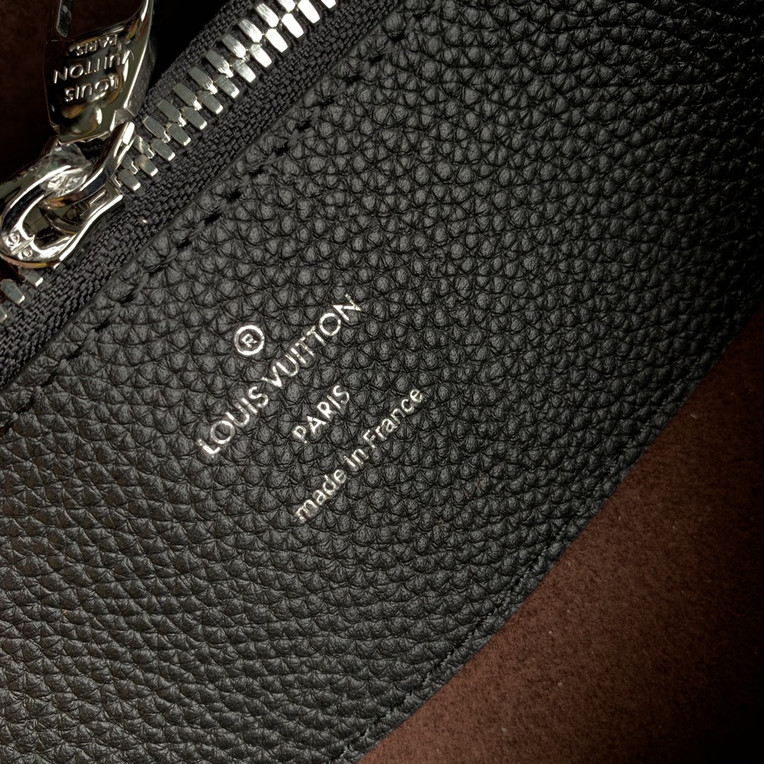 Louis Vuitton Bella Tote Bag-32*23*13CM