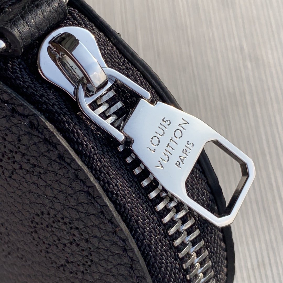 Louis Vuitton Bella Tote Bag-M57201-19*22*14CM
