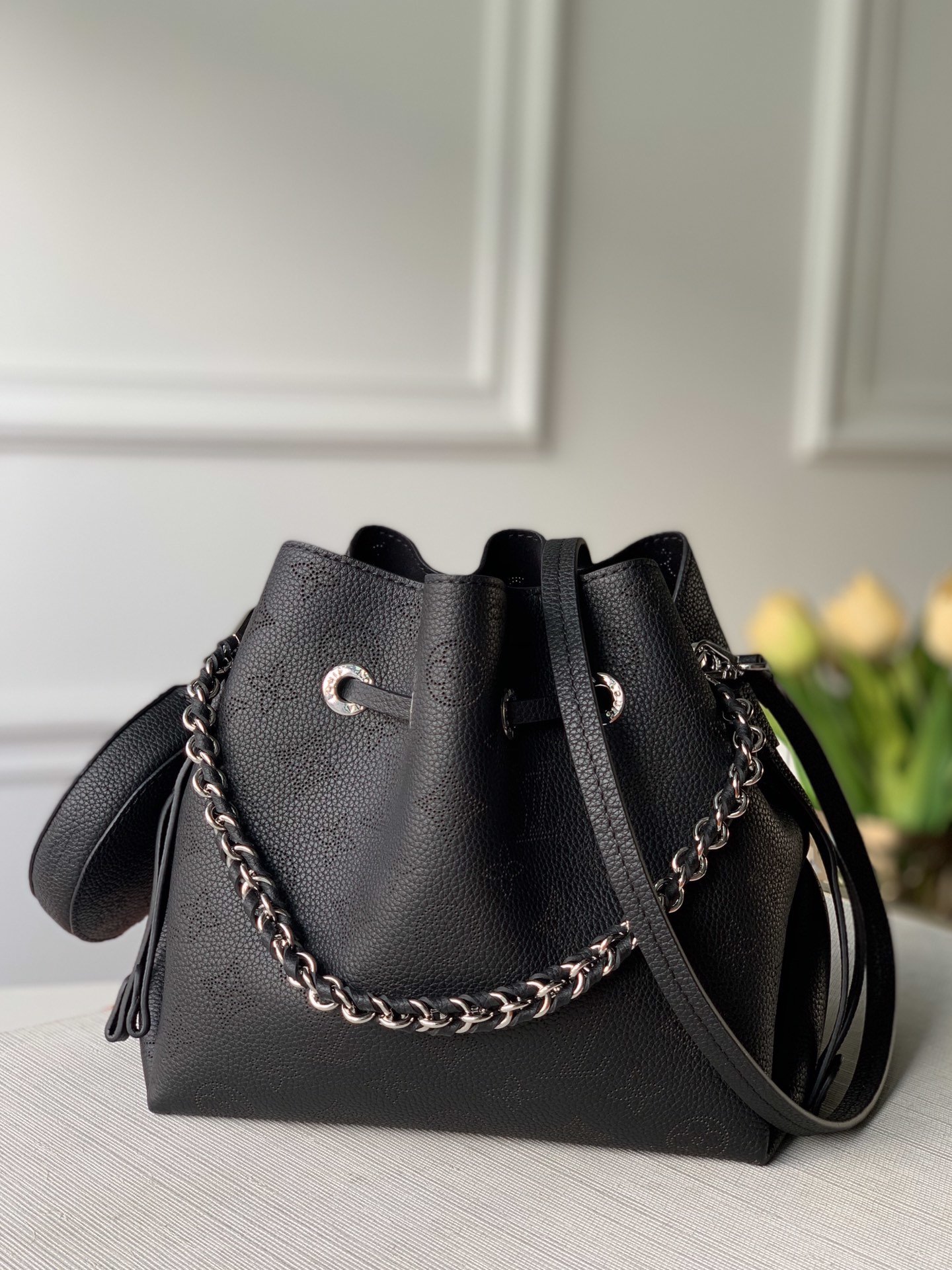 Louis Vuitton Bella Tote Bag-M57201-19*22*14CM