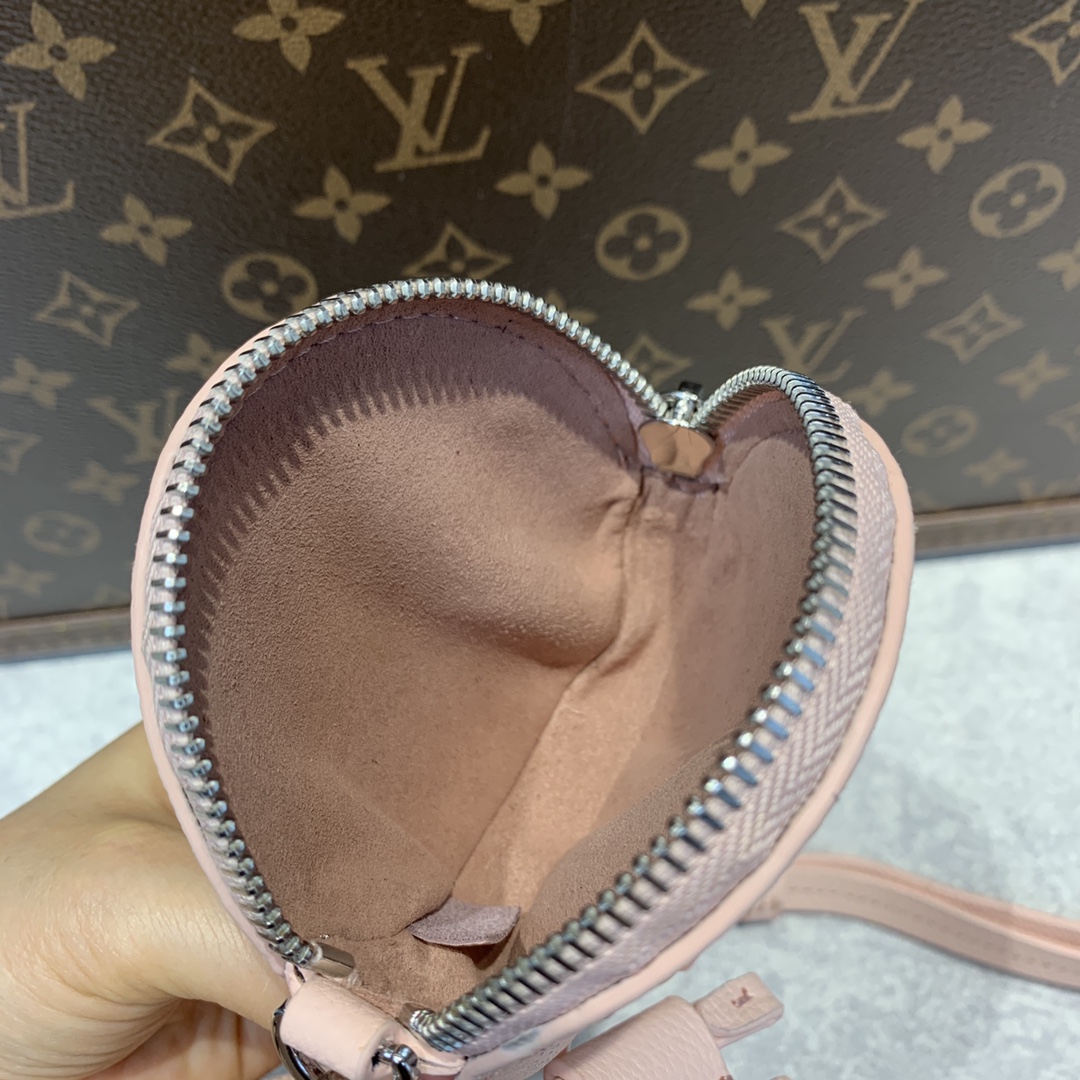 Louis Vuitton Bella Tote Bag-19 x 22 x 14CM