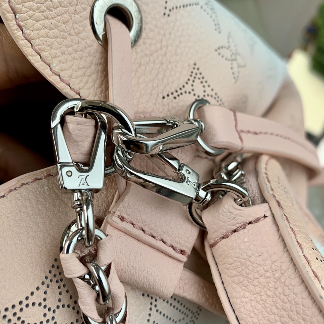 Louis Vuitton Bella Tote Bag-19 x 22 x 14CM