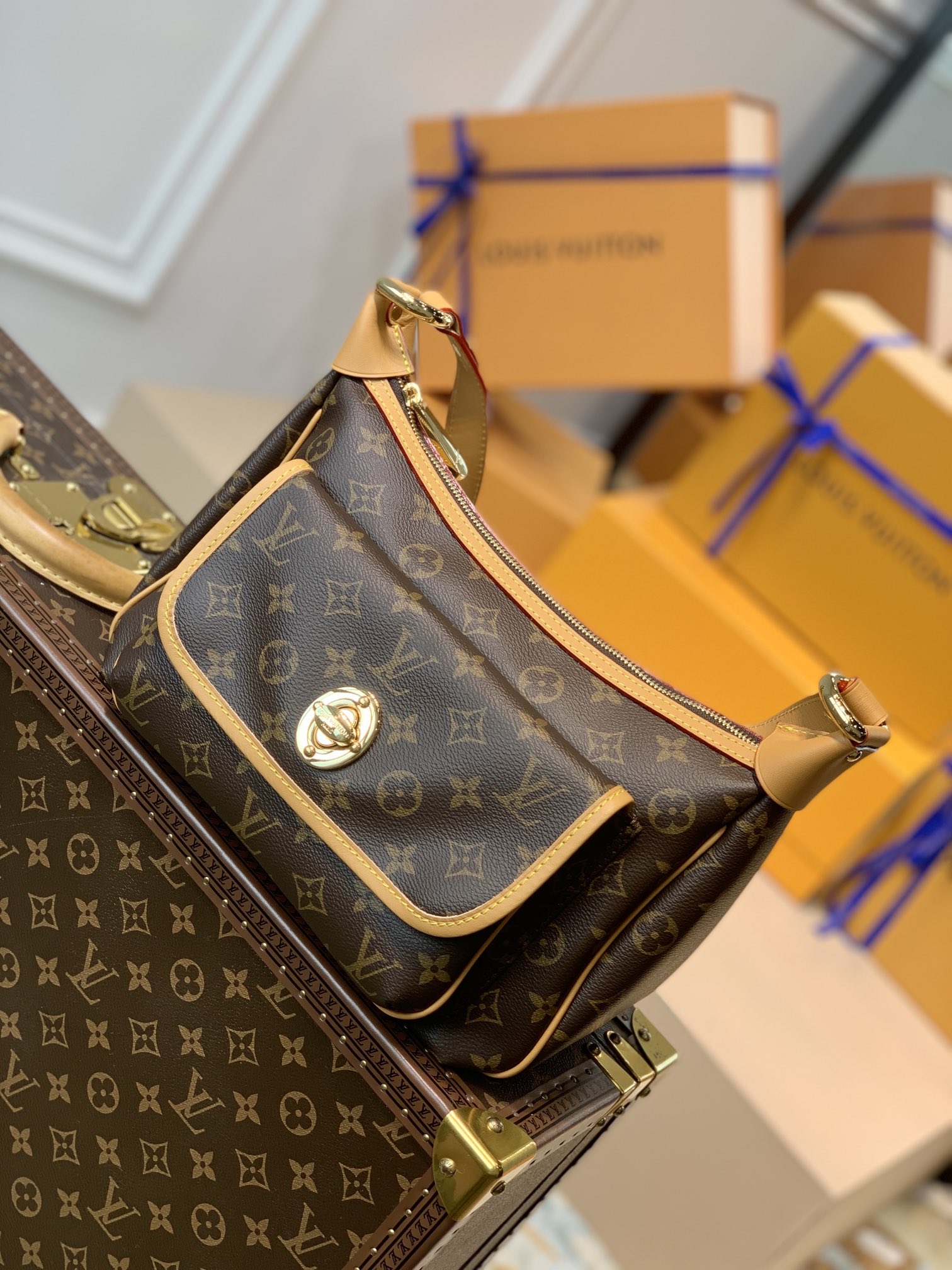 Louis Vuitton Monogram Tikal GM – M40077-30*20*17CM