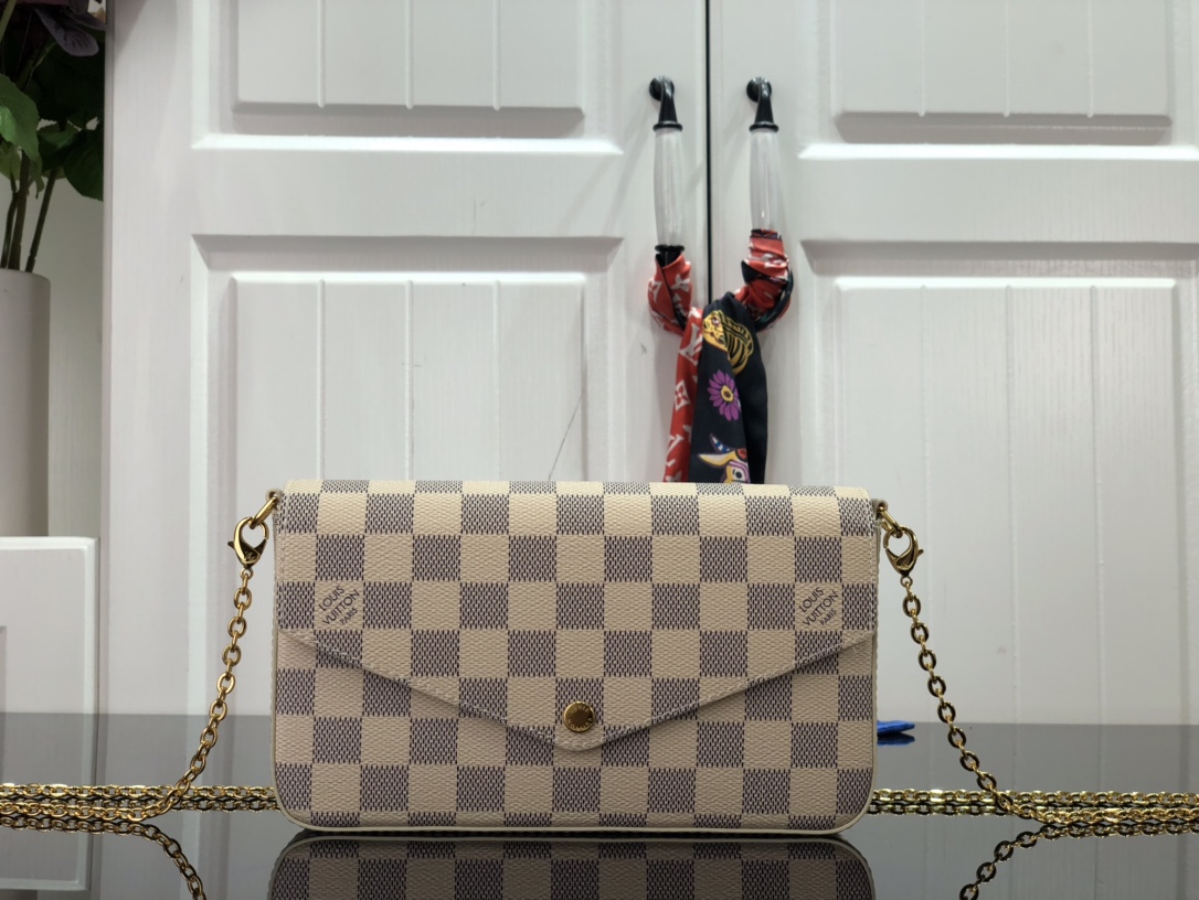 Louis Vuitton Pochette Félicie Wallet -21*11* 2CM