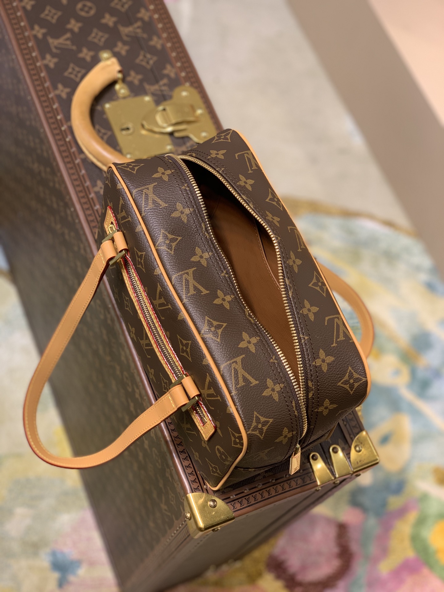 Louis Vuitton Vintage Handbags – M51182-27*18*12CM