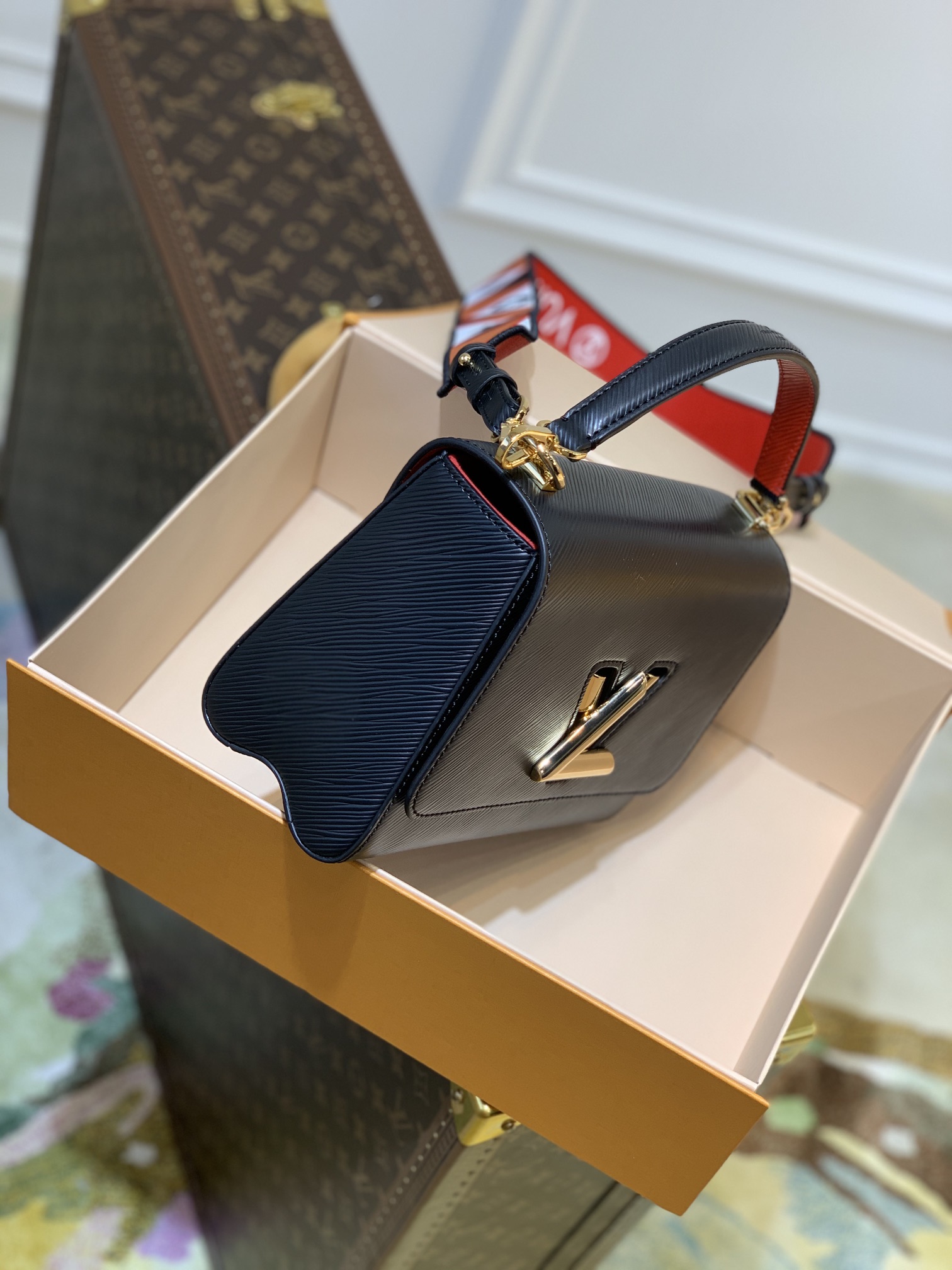 Louis Vuitton Twist MM-23*17*9.5CM