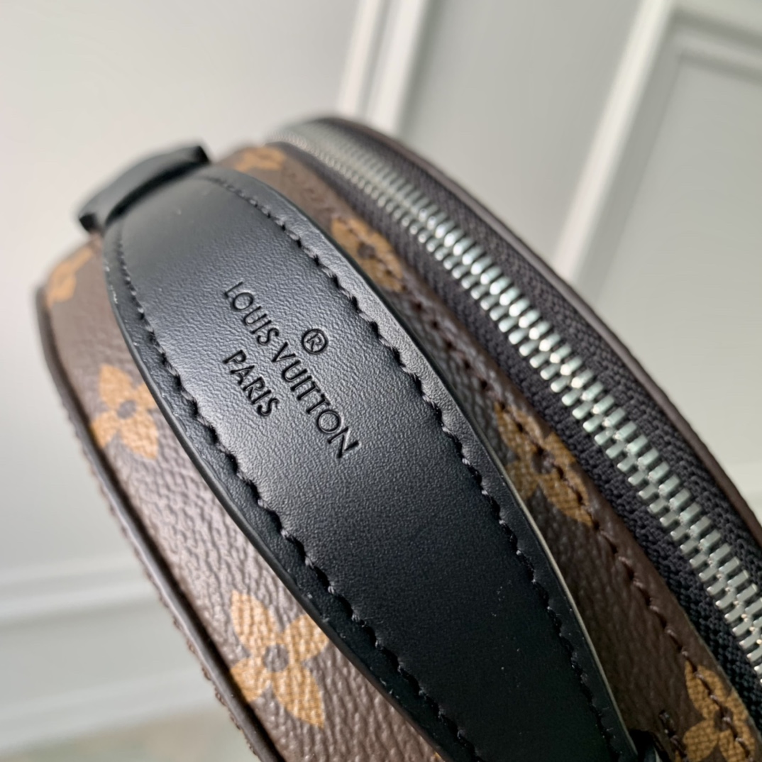 Louis Vuitton Audio case-20×20×7CM