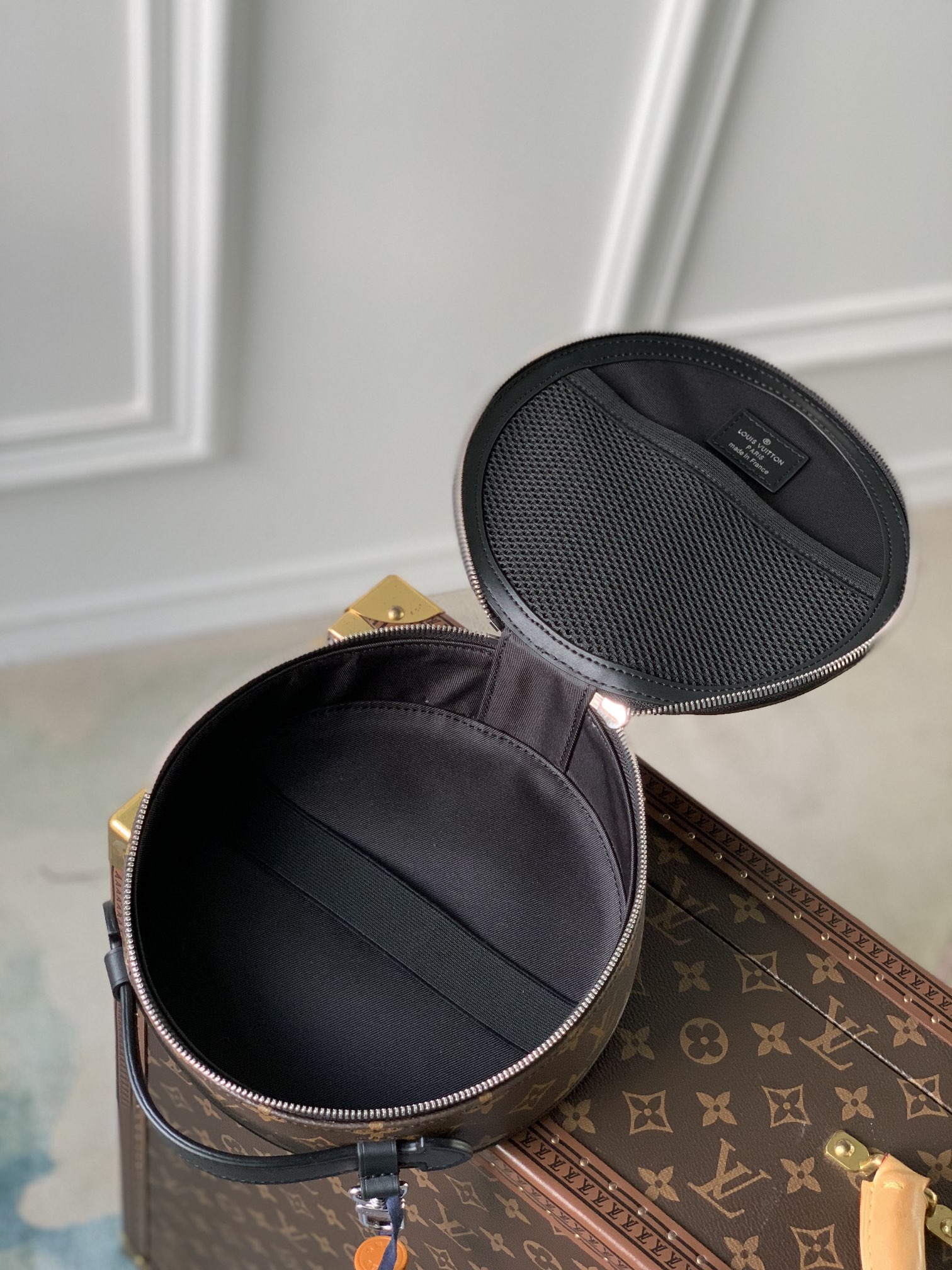Louis Vuitton Audio case-20×20×7CM