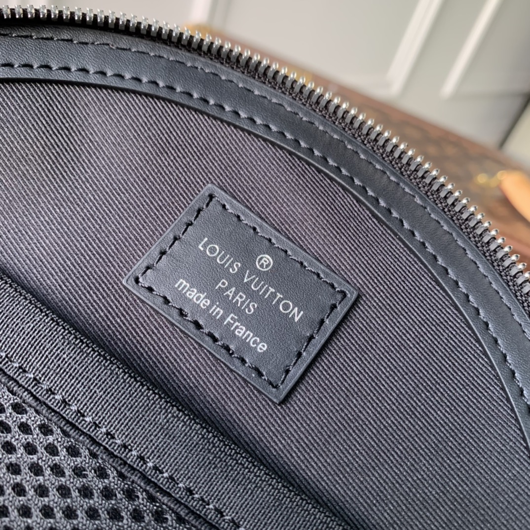 Louis Vuitton Audio case-20×20×7CM