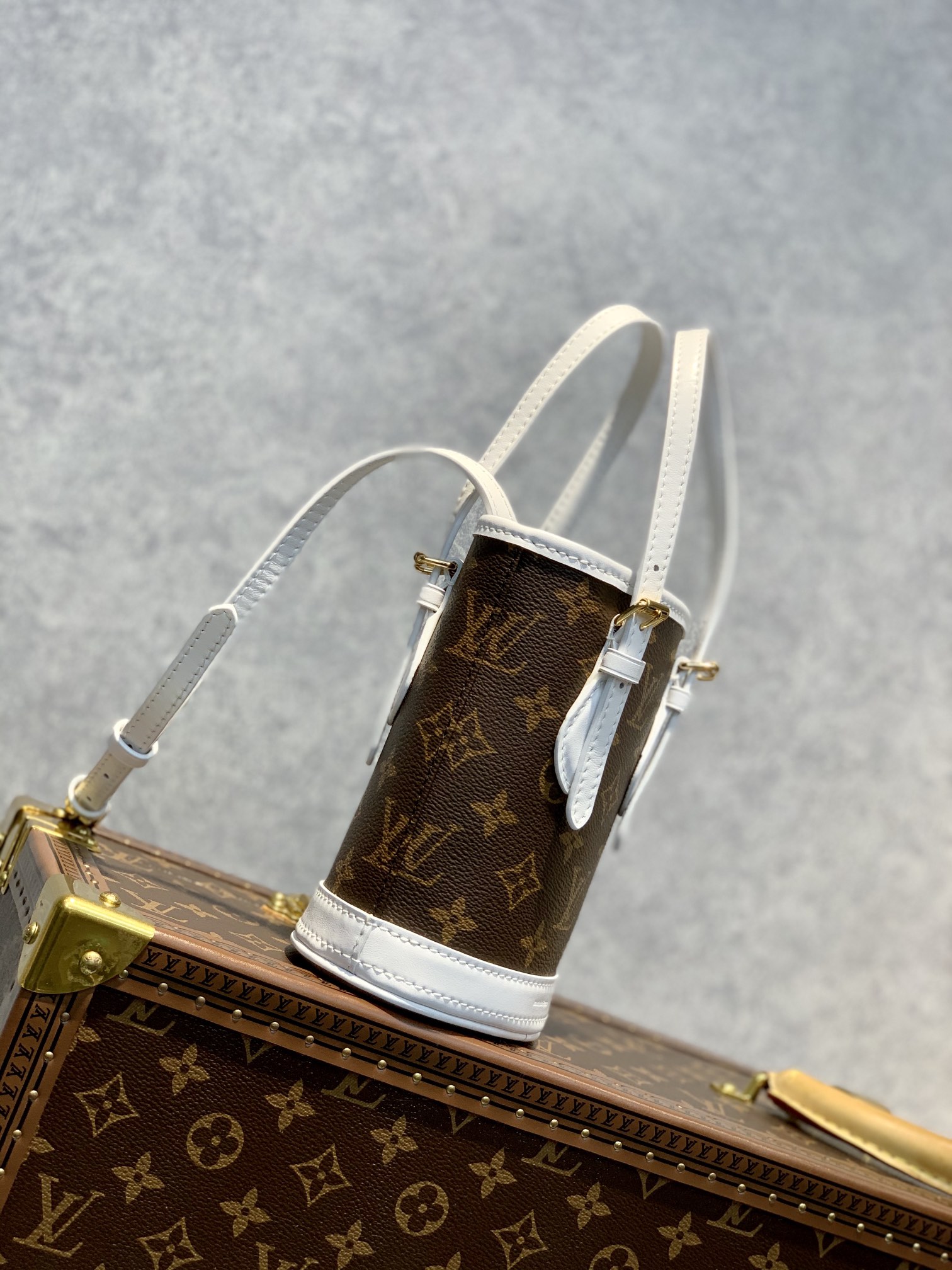 Louis Vuitton M81489 Nano Bucket-13*17*9CM