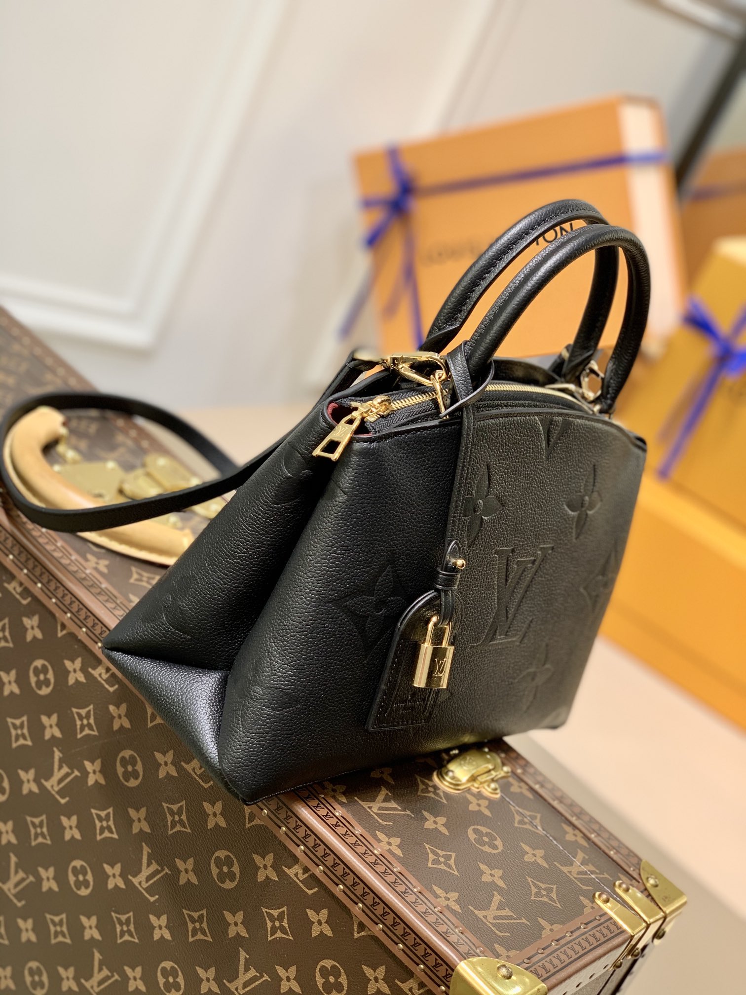 Louis Vuitton Petit Palais Handbags-29*18*12.5CM Louis Vuitton Petit Palais Handbags-29*18*12.5CM
