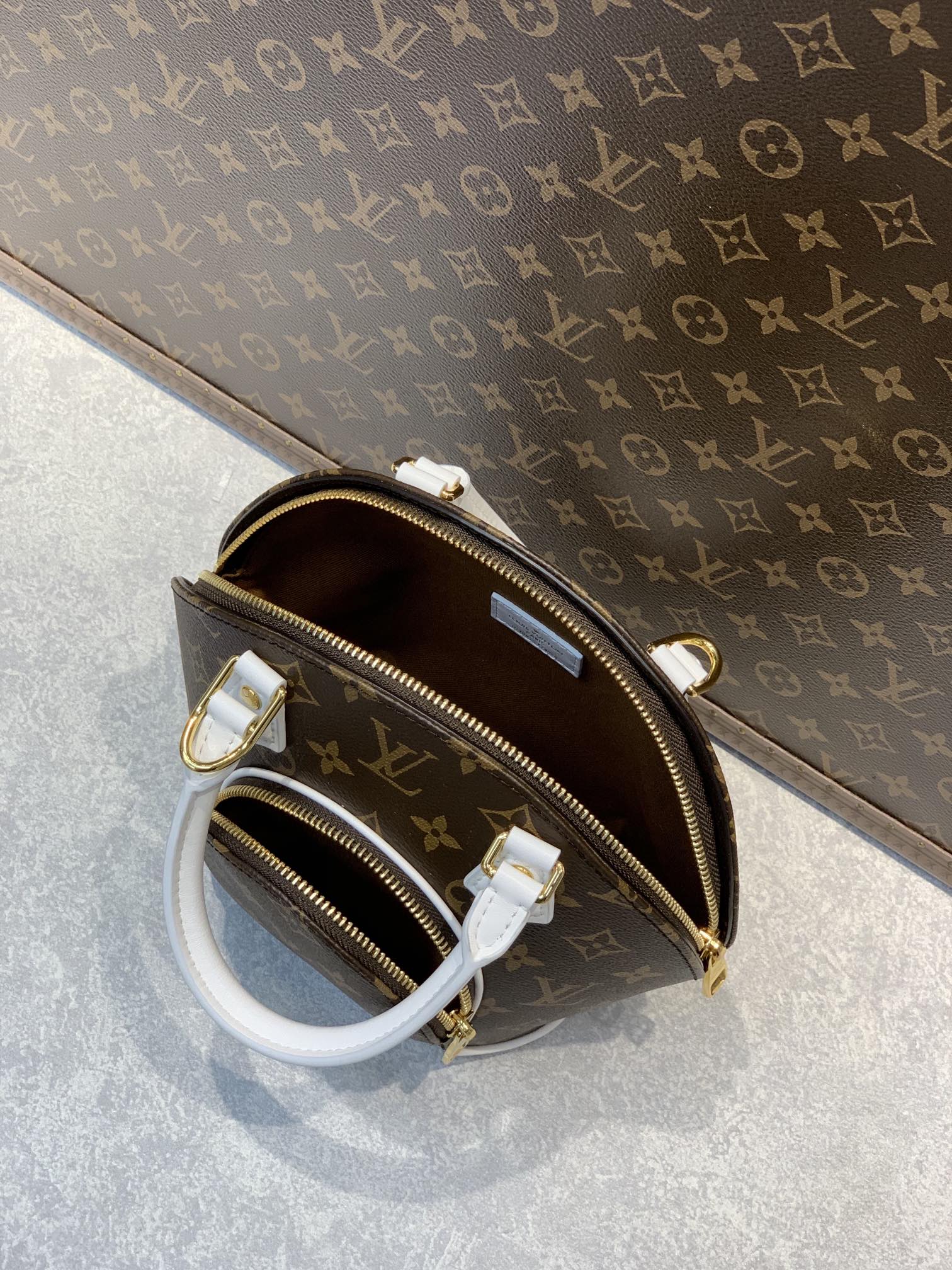 Louis Vuitton M20752 Ellipse BB-23*20*10CM