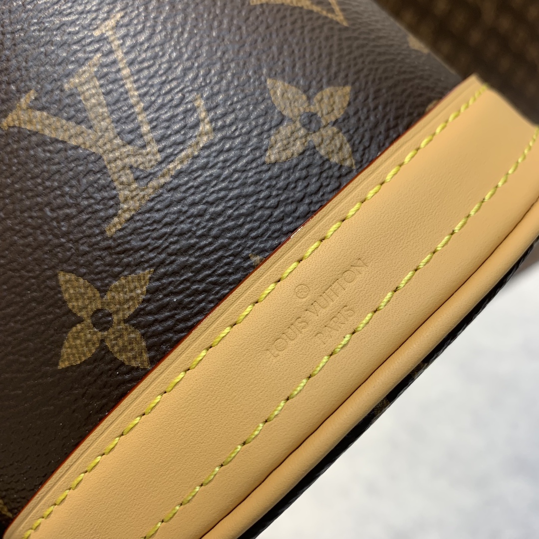 Louis Vuitton M81489 Nano Bucket-13*17*9CM