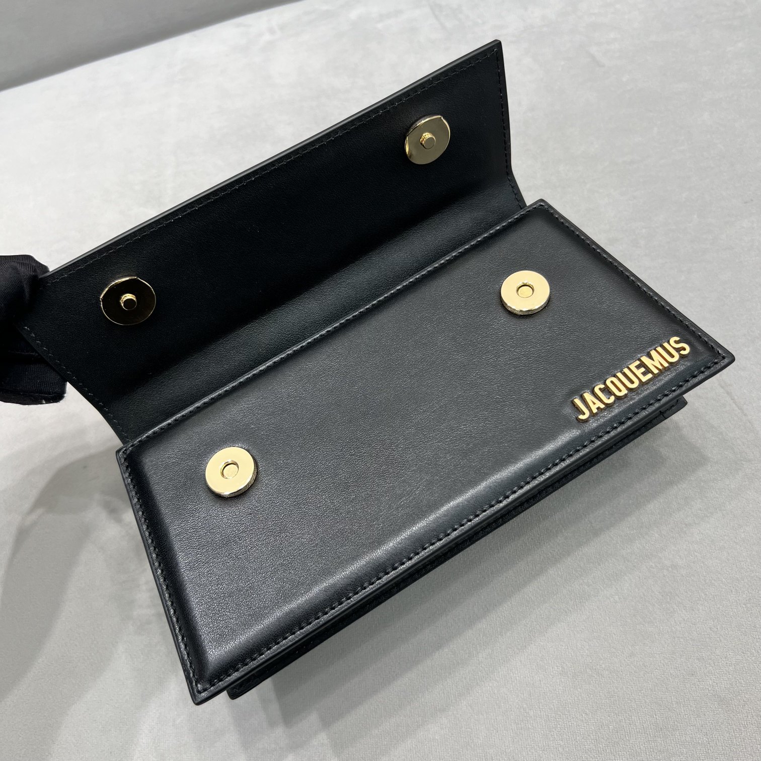 Jacquemus Handbags-21*10*6CM