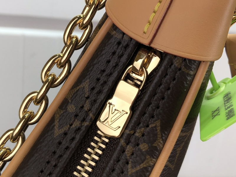 Louis Vuitton Loop Handbags-M40511-23*13*6CM