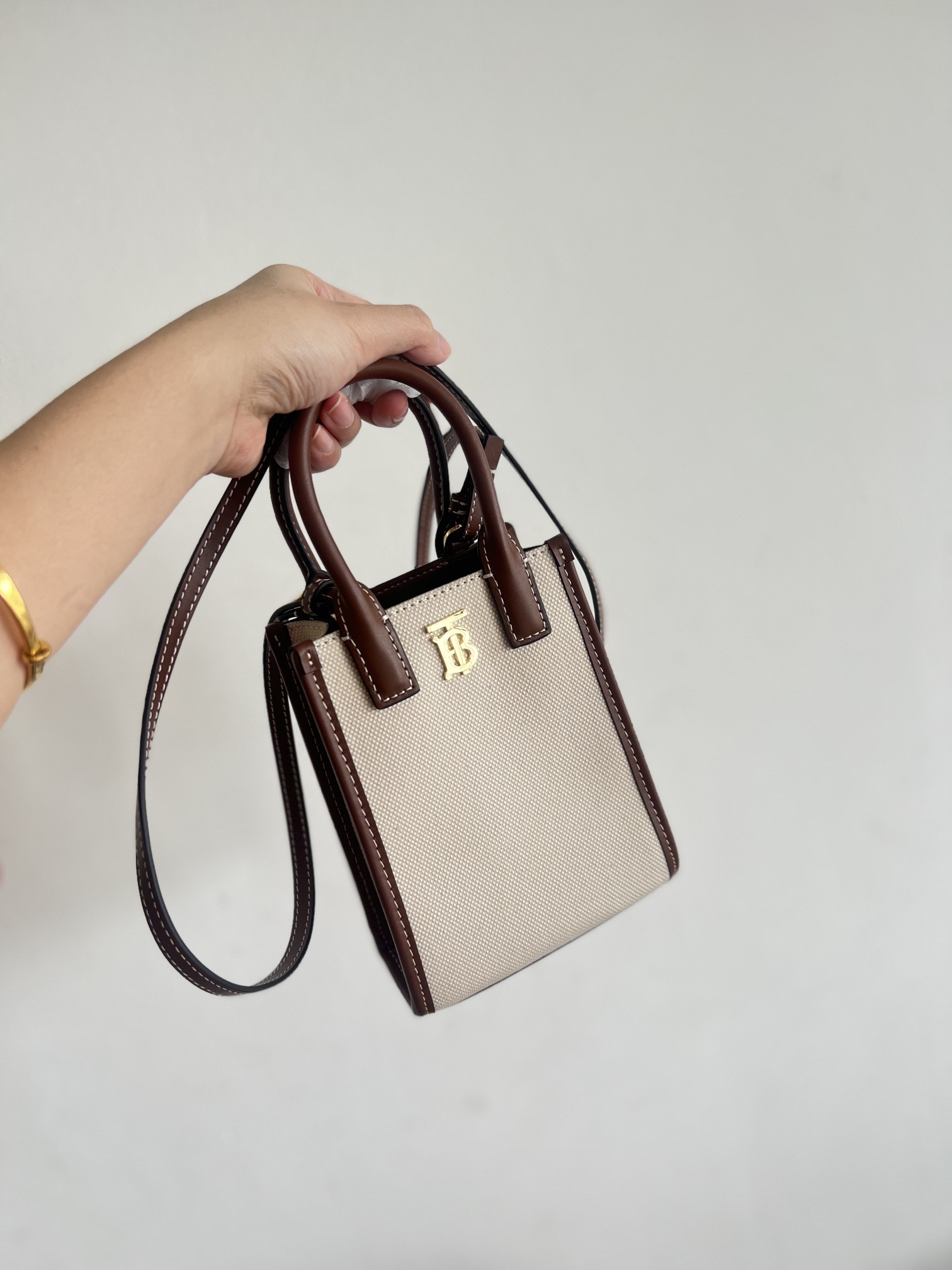 Burberry FrancesTote-13*7.5*18CM