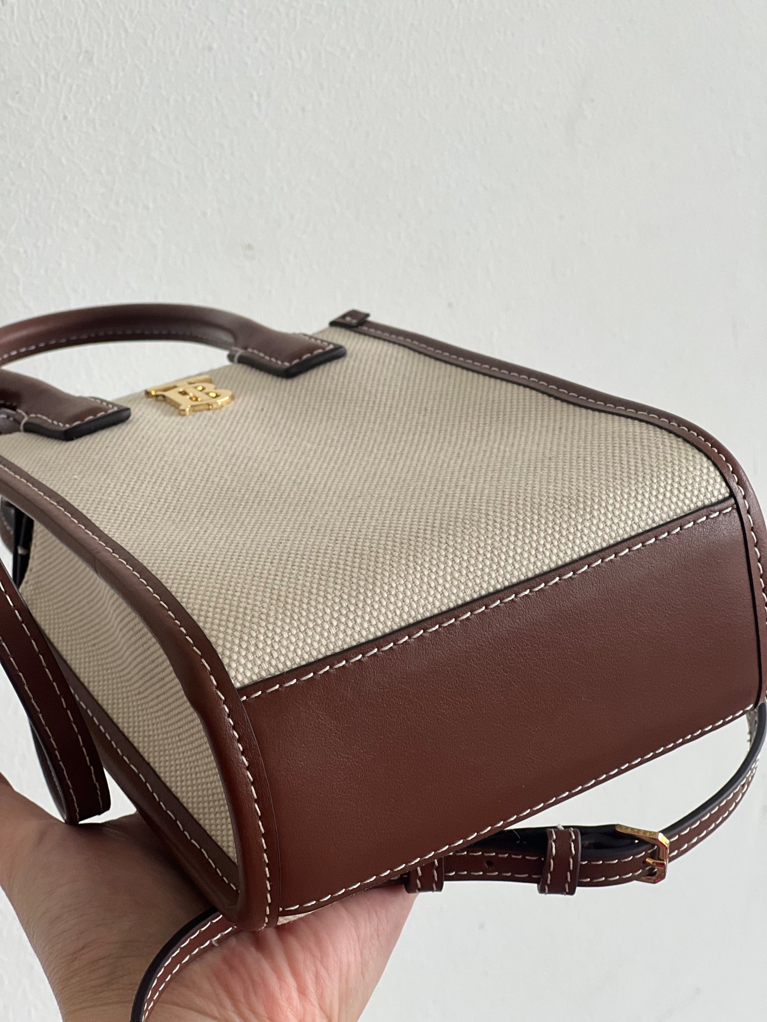 Burberry FrancesTote-13*7.5*18CM