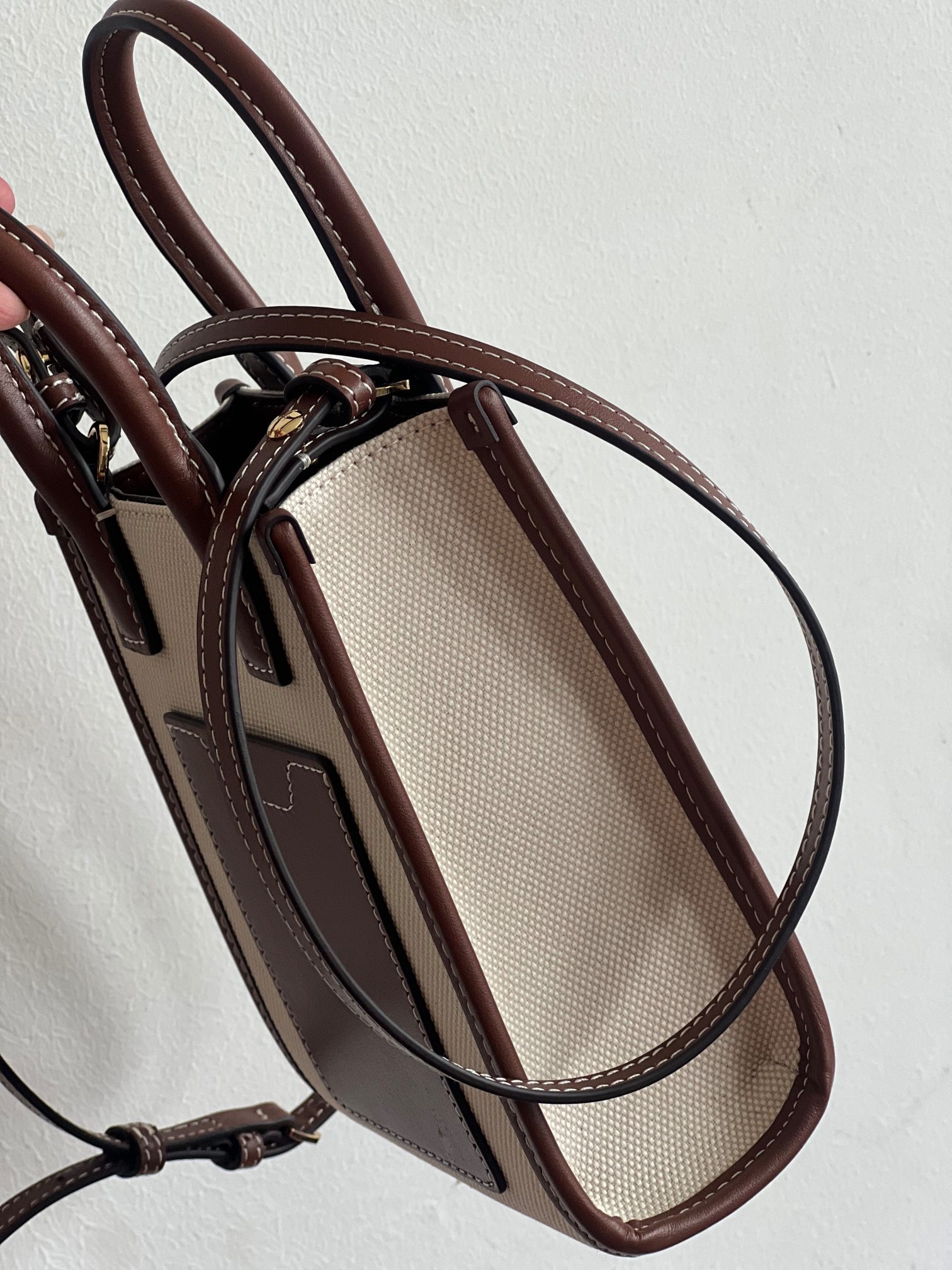 Burberry FrancesTote-13*7.5*18CM