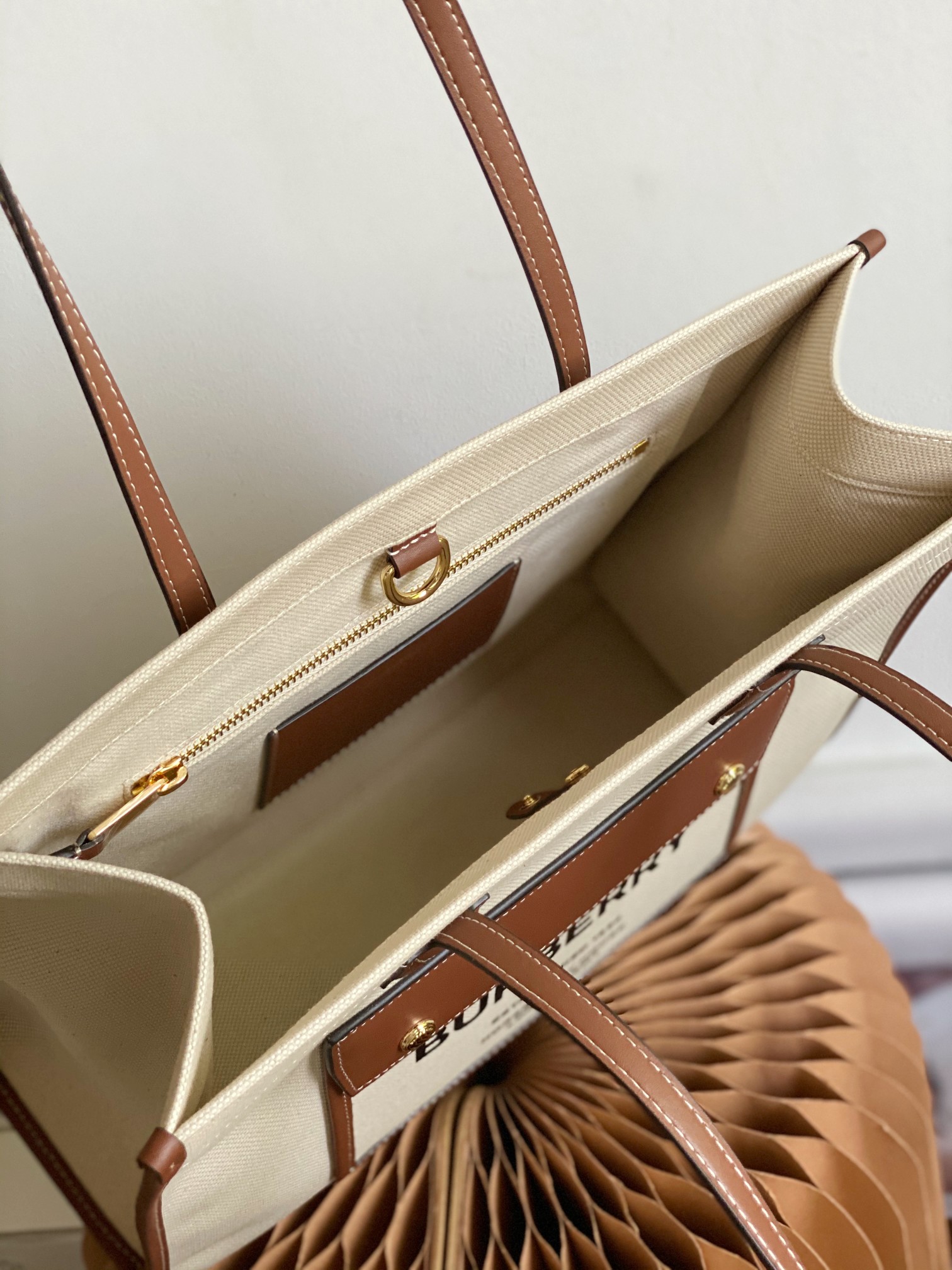 Burberry Freya-33*12.5*26CM