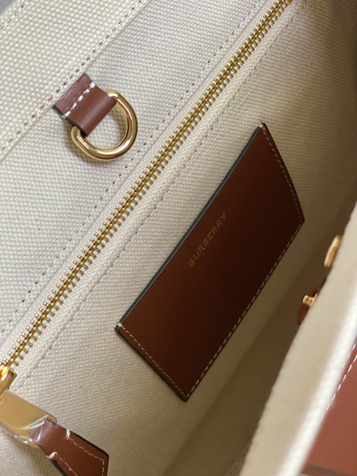 Burberry Freya-33*12.5*26CM