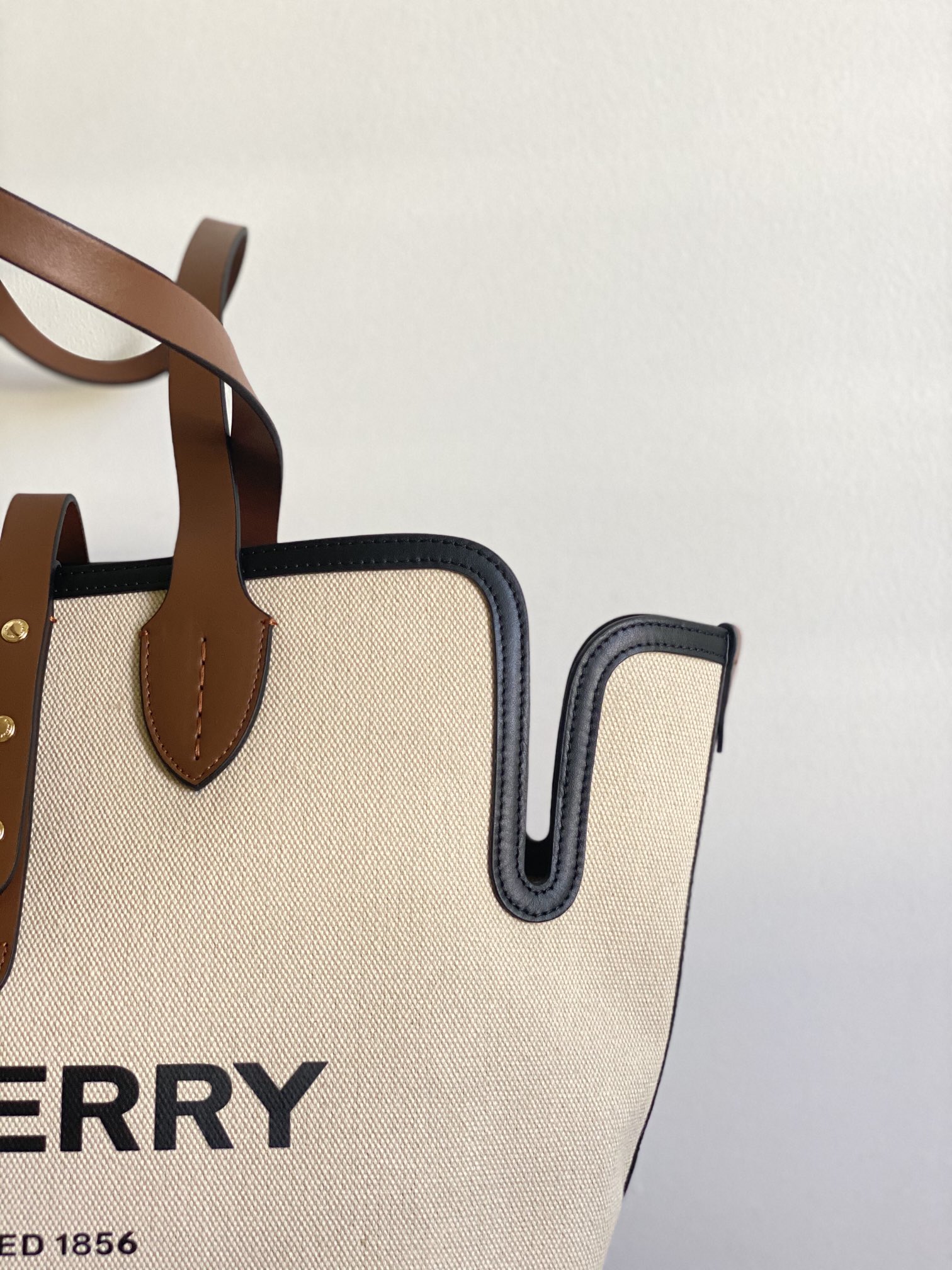 Burberry The Belt Tote-35*15*31CM