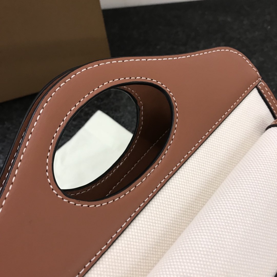 Burberry Pocket Bag-23.5x7x20CM