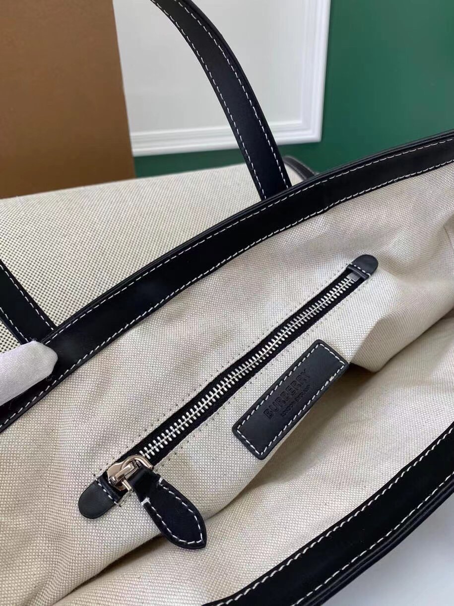 Burberry Tote-35.5 x 8.5 x 38CM