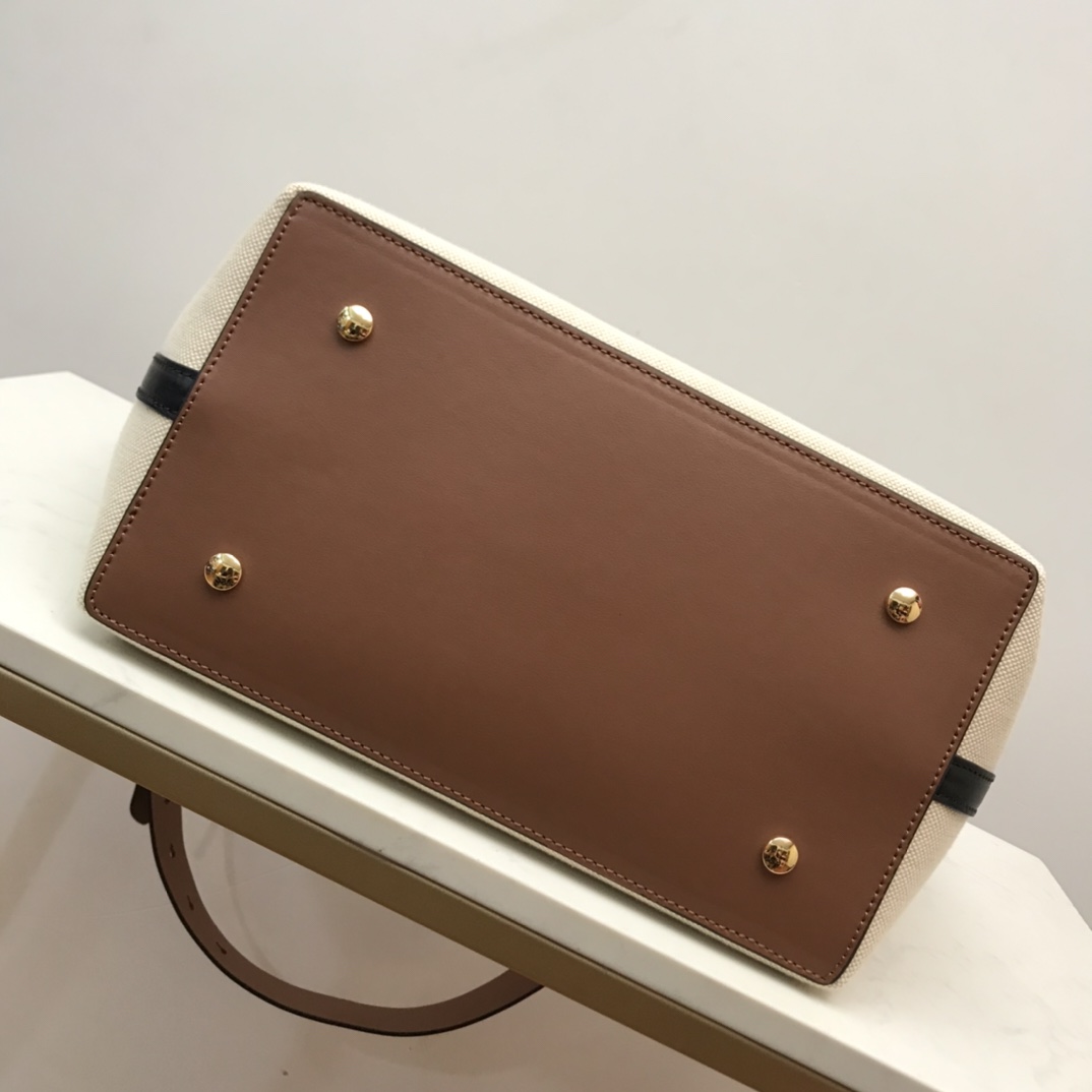Burberry The Belt Tote-28*16*26CM