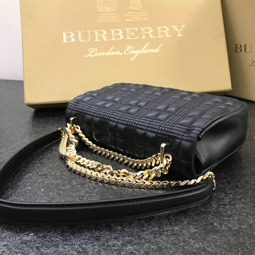 Burberry Lola Chain Bag-23*13*6CM