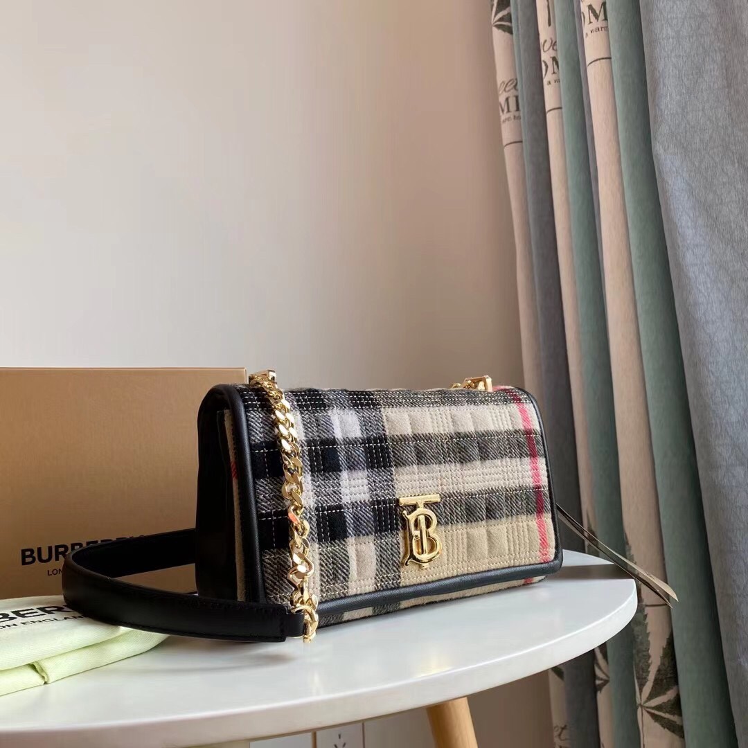 Burberry Lola Chain Bag-23*13*6CM