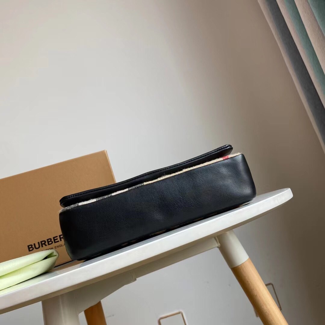 Burberry Lola Chain Bag-23*13*6CM